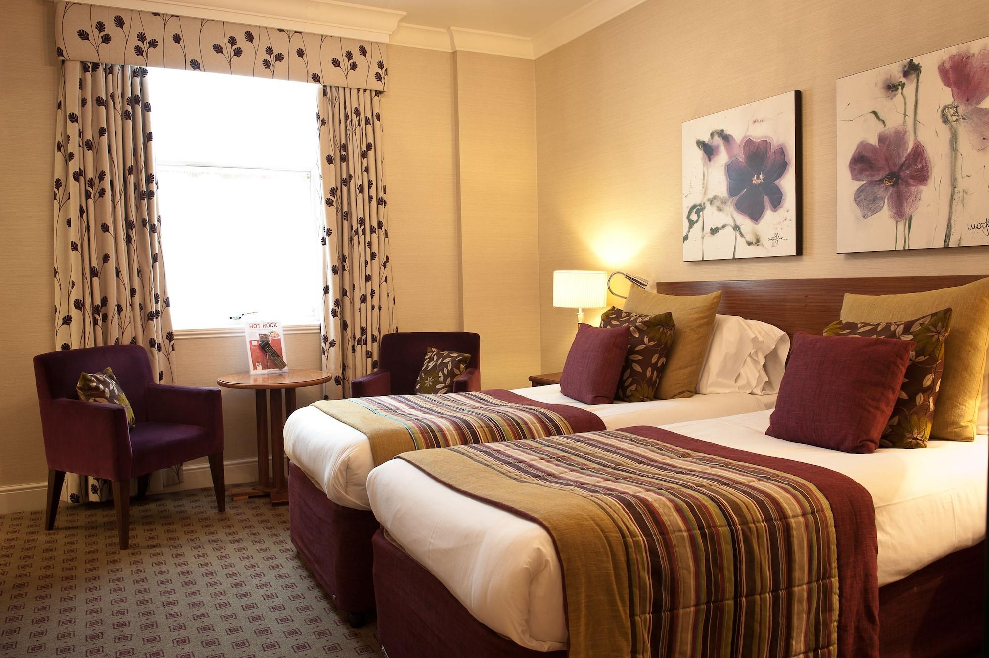 The Bull Hotel; Sure Hotel Collection By Best Western ปีเตอร์โบโรห์ ภายนอก รูปภาพ