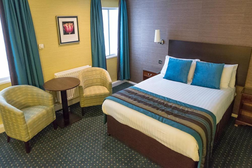 The Bull Hotel; Sure Hotel Collection By Best Western ปีเตอร์โบโรห์ ห้อง รูปภาพ